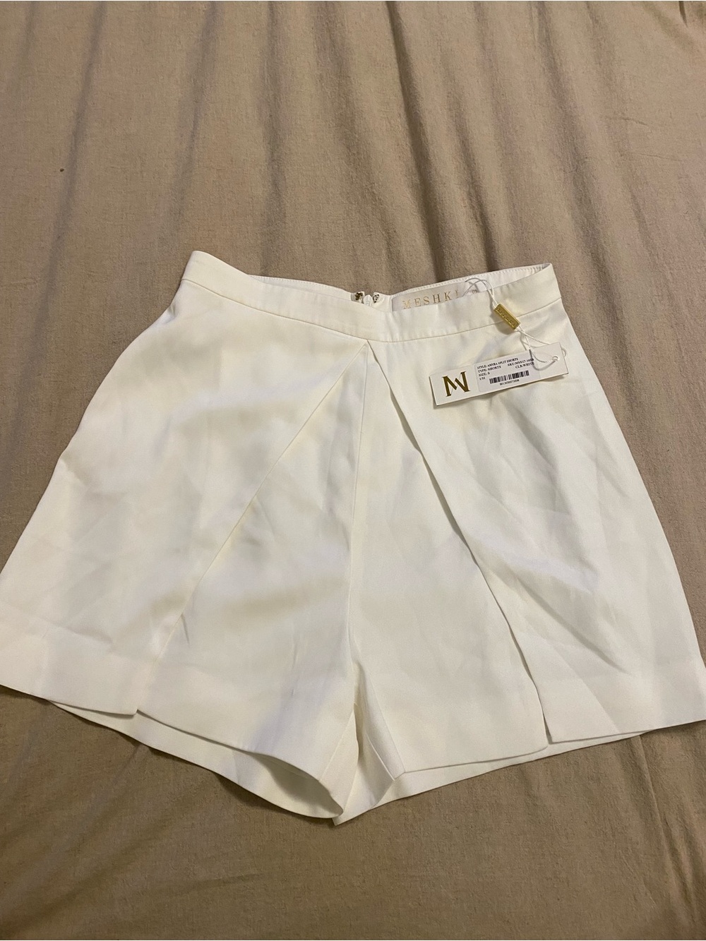 Meshki amyra split short NWT s